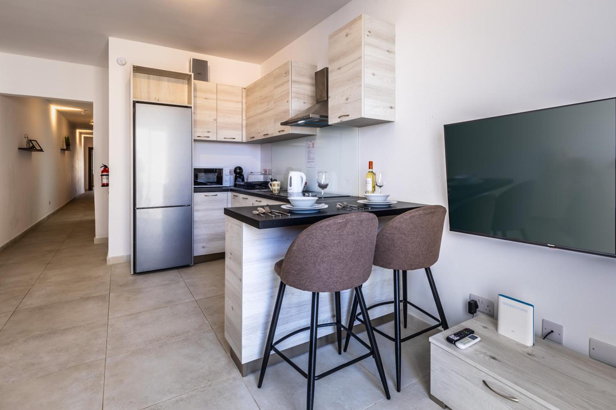 Kunsu'S Apartment 5 Min Walk From St Julians San Gwann Ngoại thất bức ảnh